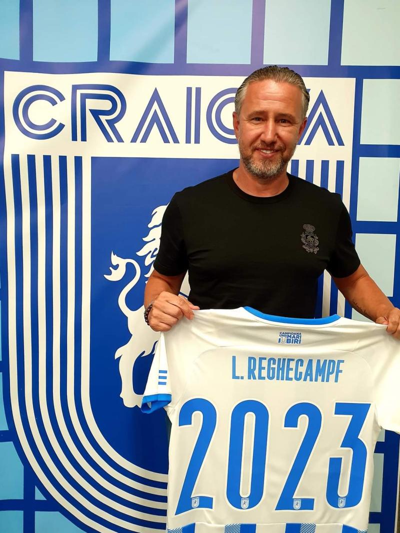 Laurentiu Reghecampf s-a despartit de Universitatea Craiova